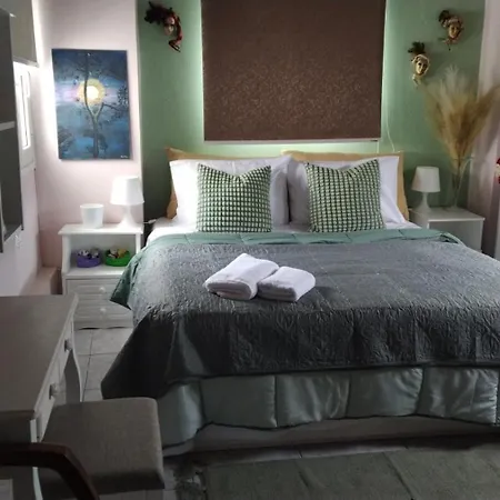 Amalia'S Maisonette Marathos  Exterior photo