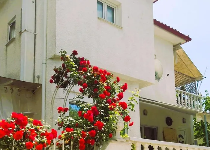 Amalia\'S Maisonette